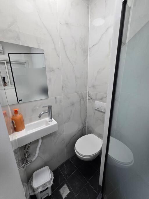 Apartamento Ryo 38 דירת נופש מושלמת מרחק 5 דקות מחוף הים Bat Yam Exterior foto