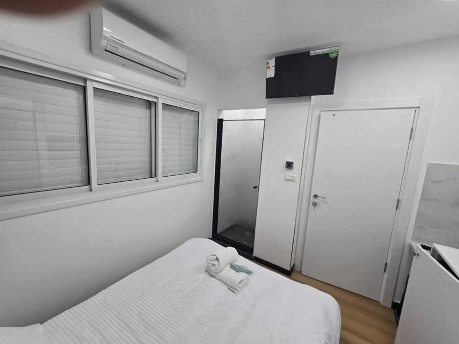 Apartamento Ryo 38 דירת נופש מושלמת מרחק 5 דקות מחוף הים Bat Yam Exterior foto